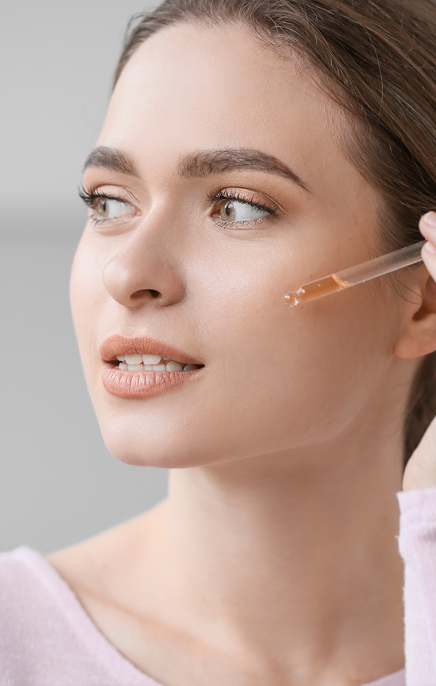 The Best Skincare Products for Sensitive Skin: A Comprehensive Guide.