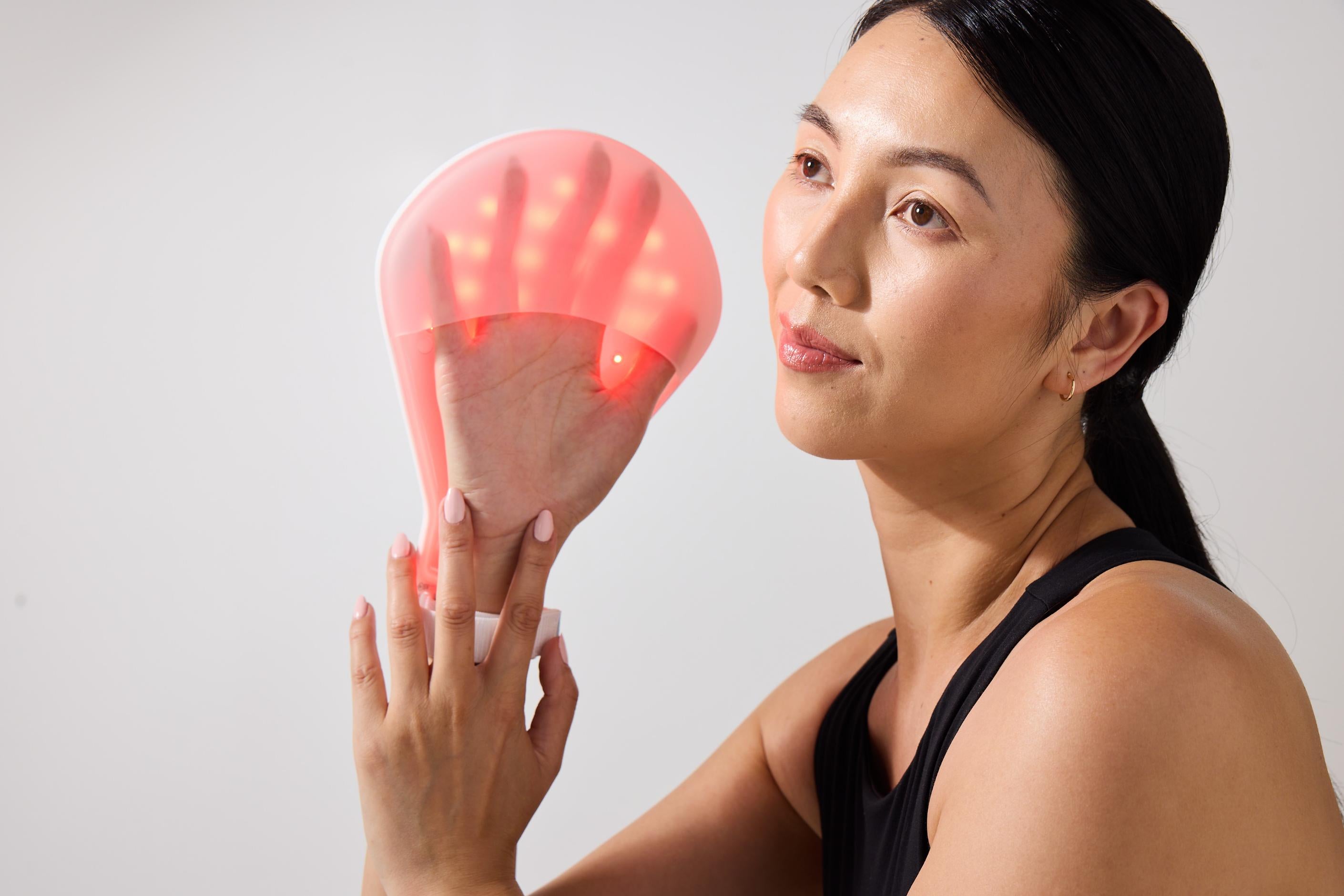 Omnilux Contour Glove