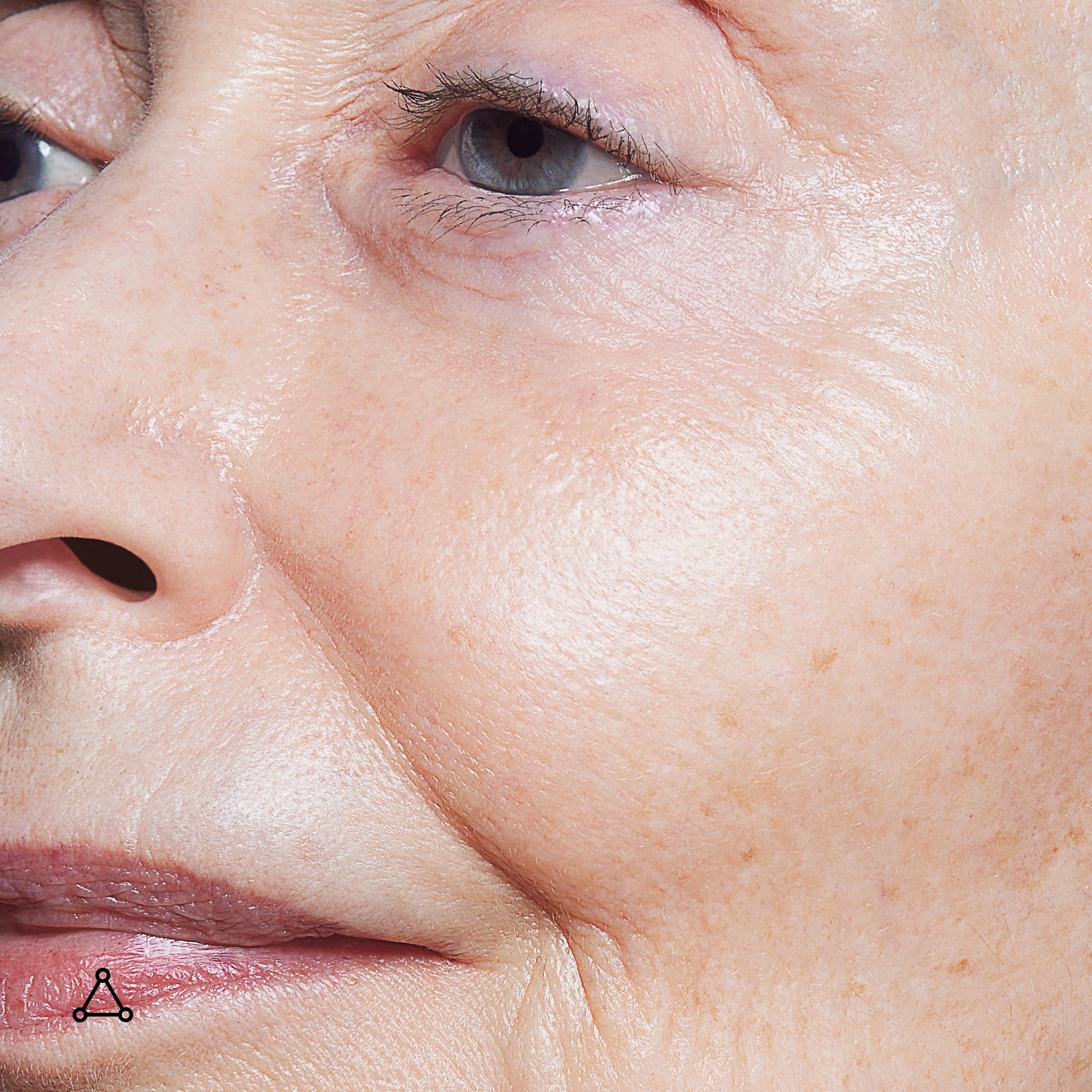 Allies of Skin Multi Hyaluronic Antioxidant Hydration Serum (1 oz).